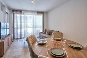 Charming New Modern 1 Bedroom Apartment in Swieqi