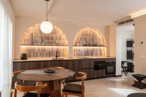 Apartamentos La Vistosona - 4hvězdičkové hotely ve městě Sevilla