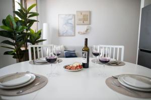 Duplex flat in the heart of historic center w. AC