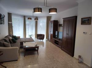 András Apartman