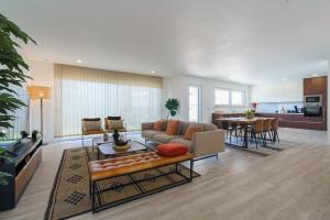 Villa Mauricio with jacuzzi and private swimming pool