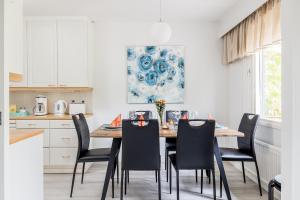 Santas Aurora Wonderland