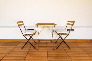 Modern Balcony House - Solarium Terrace - Parking