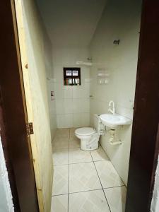 CASA COM PISCINA - PeRUIBE