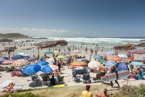 Marine Court 2 by BACK IN TOWN