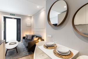 Waou Essence II Antón Martín