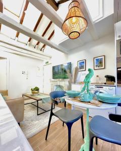 Waou PALACIO DE CRISTAL es MIA - Corta Duración