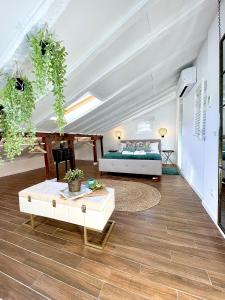 Waou PALACIO DE CRISTAL es MIA - Corta Duración