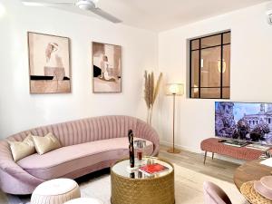 Waou LA CIBELES es MIA - Corta Duración