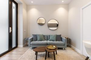 Waou Essence I Atocha - Apartments, Madrid