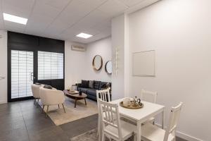 Waou Essence I Los Austrias - Corta Duración