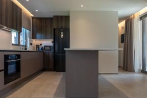 Luxury Villa Dione with private pool by Kalles Homes & Suites