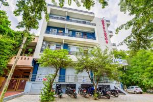 HOTEL OXUS, Pratap Nagar