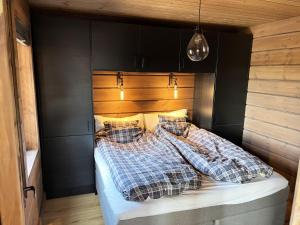 Mountain cabin for the whole family - near skiing, golf and hiking