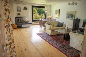 Luxury Home by the Sea