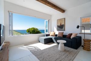 SongBird in Simons Town with Outdoor Bath & Sea View