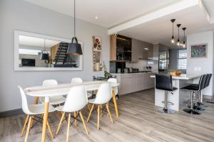 Modern Home in Blackheath Road, Sea Point