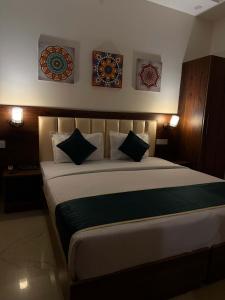 Hotel the shore by Trindra Hospitality