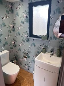 Williams Cottage A High end little home with antique style