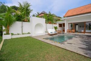 The Surana Villas Ubud with Rice Field View