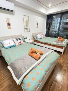 Sybay Suites twin double bed beside Okada near T3 MOA NAIA Ayala MSV1517H