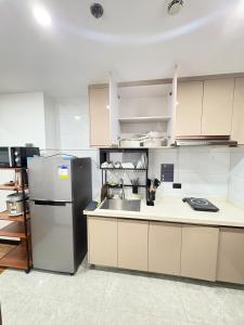 Sybay Suites twin double bed beside Okada near T3 MOA NAIA Ayala MSV1517H