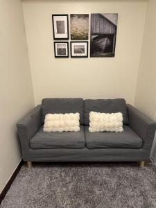 1BR Luxury Apartment The Camden Place