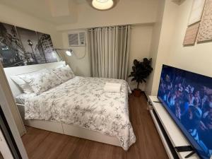 1BR Luxury Apartment The Camden Place