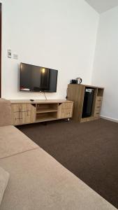 Khalifa A Home Stay NR