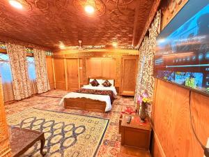 Hareem group of houseboats