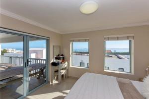 Villa Boheme, Stunning Lagoon Views, 10 Sleeper