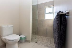 Villa Boheme, Stunning Lagoon Views, 10 Sleeper