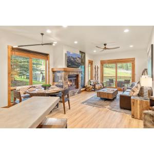 Terraces A TRUE Ski In Ski Out 2Br 2Ba Sleeps 4