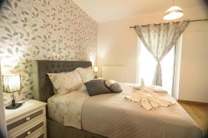 Happy Holidays Messinia