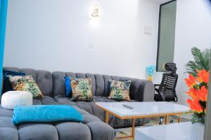 Royal Suburbs by Tsavo