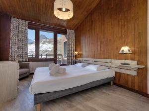 Tignes Val Claret : Duplex 4 pièces pour 8 personnes avec Wifi et balcon - FR-1-641-109
