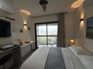 Apartment 100 meters from the República subway station 23rd floor