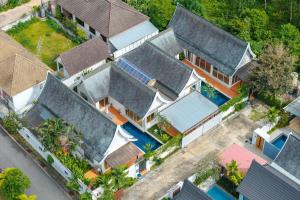 Rosemary Villa 4 bedrooms with Pool near BangTao Beach