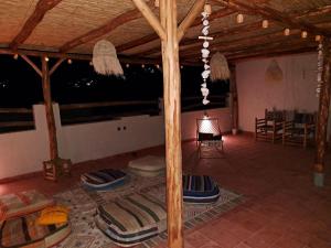 Villa privée 1er étage en location avec piscine et jardin