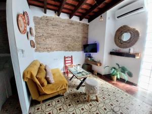 Kala Almendrillo Apartment Boutique