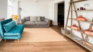 Little Sunshine by STAE-Homes