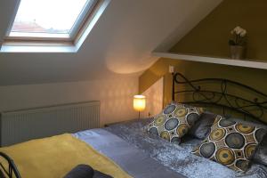 6 Bed-Sleeps 12-Hot Tub-Free Parking-Pet Friendly