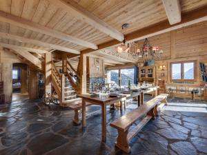 Chalet spacieux proche pistes avec terrasse sud - FR-1-690-29 - 3hvězdičkové hotely ve městě Montvalezan