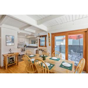 Twin Lodge 337 & 338 - Liftside and Hot Tubs Access