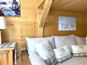 Studio cosy skis aux pieds 3 vallées