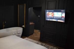 Central Gate apartment