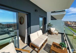 Apartamento Orizon con terraza y vistas al mar 003