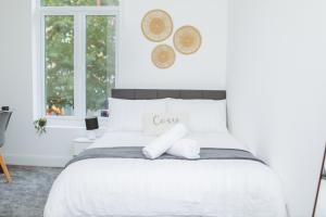 Perfectly Located City Centre Apartments