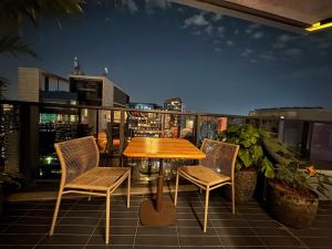 FL · Faria Limer Deluxe Studio w full infrastructure