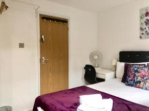 Cosy Private Bedrooms in Euston 1234